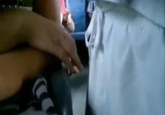 Nago na świeżym powietrzu